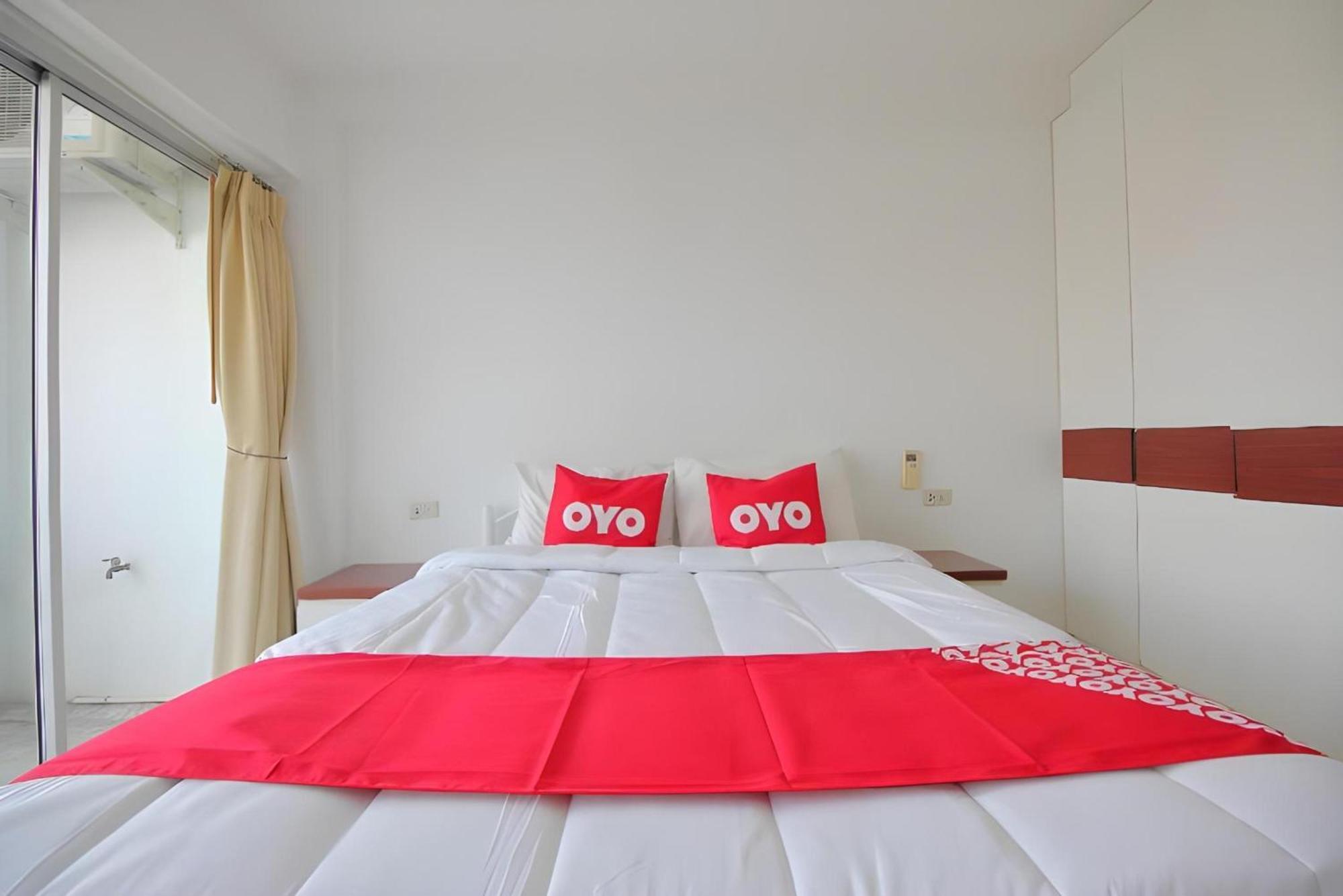 Super Oyo 498 Ladawan Villa Bangkok Exterior foto